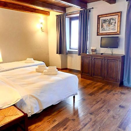 Residence Du Commerce Oulx Kültér fotó