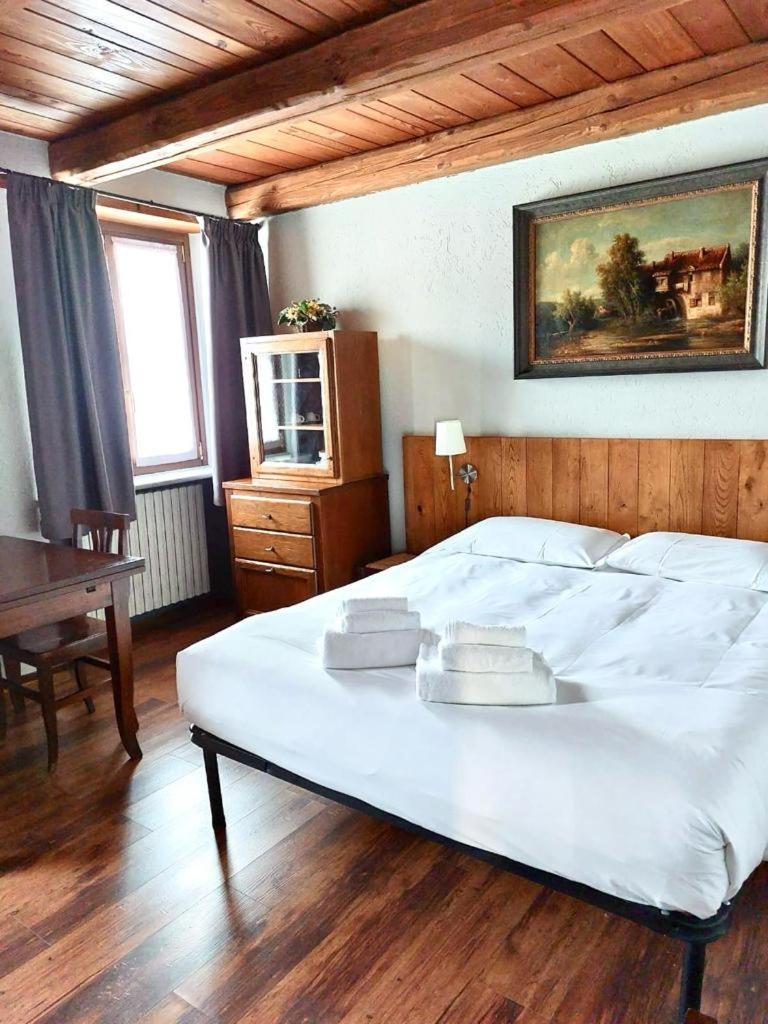 Residence Du Commerce Oulx Kültér fotó