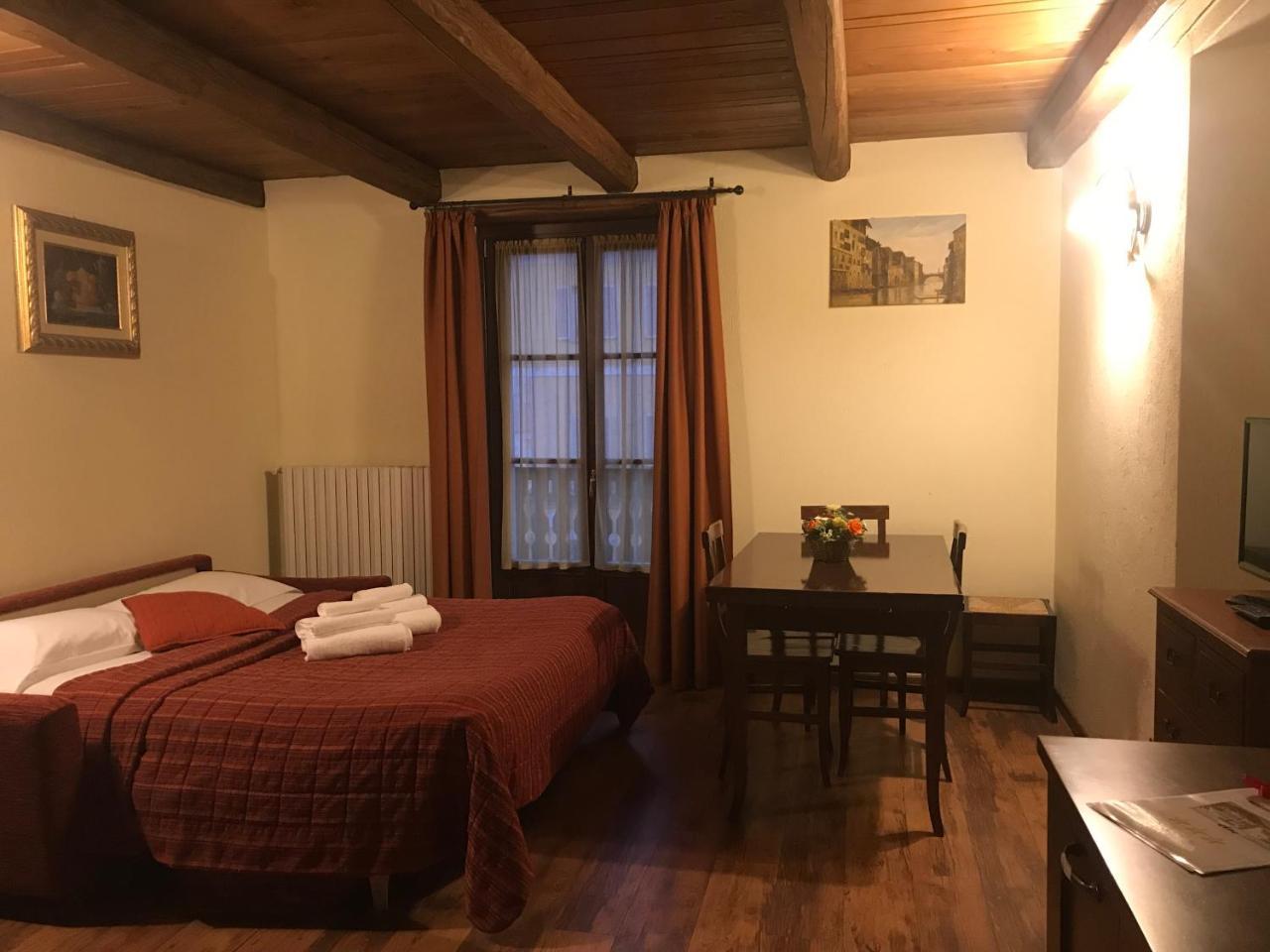 Residence Du Commerce Oulx Kültér fotó
