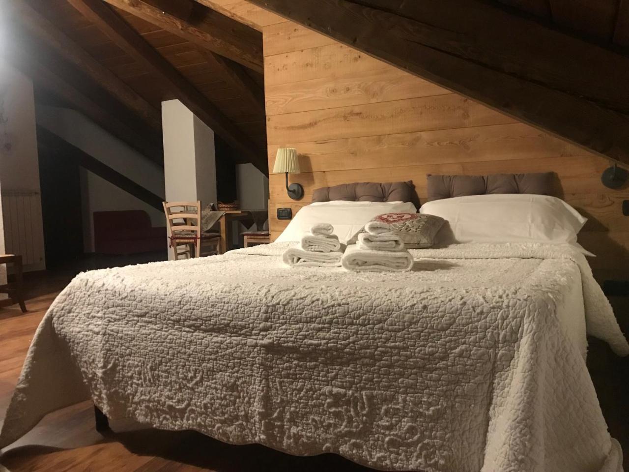Residence Du Commerce Oulx Kültér fotó